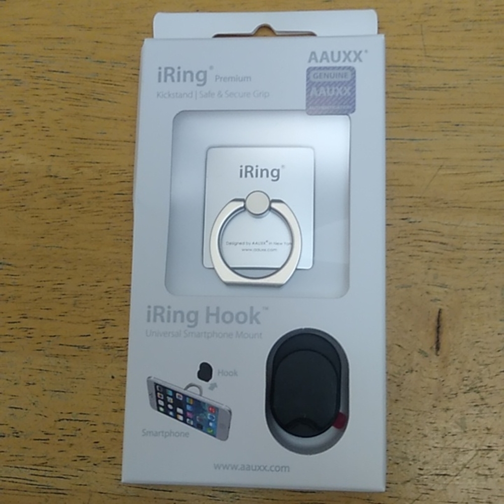 iRing Cellphone Grip and Kickstand, Silver, NiB